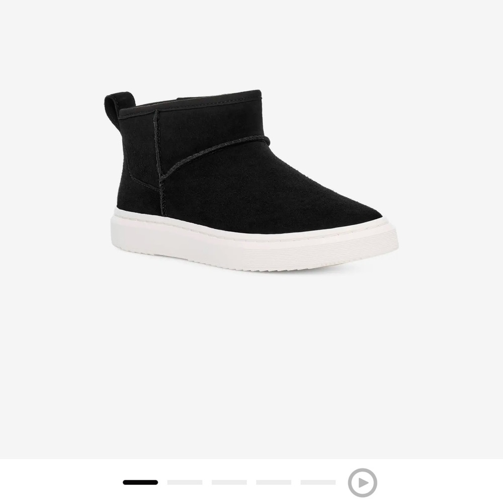 NEW Ugg Almeda Mini Boot